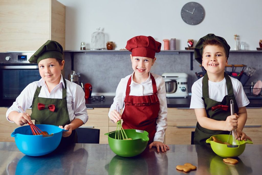 How to Document and Share Kids’ Baking Creations: Social Media and Beyond